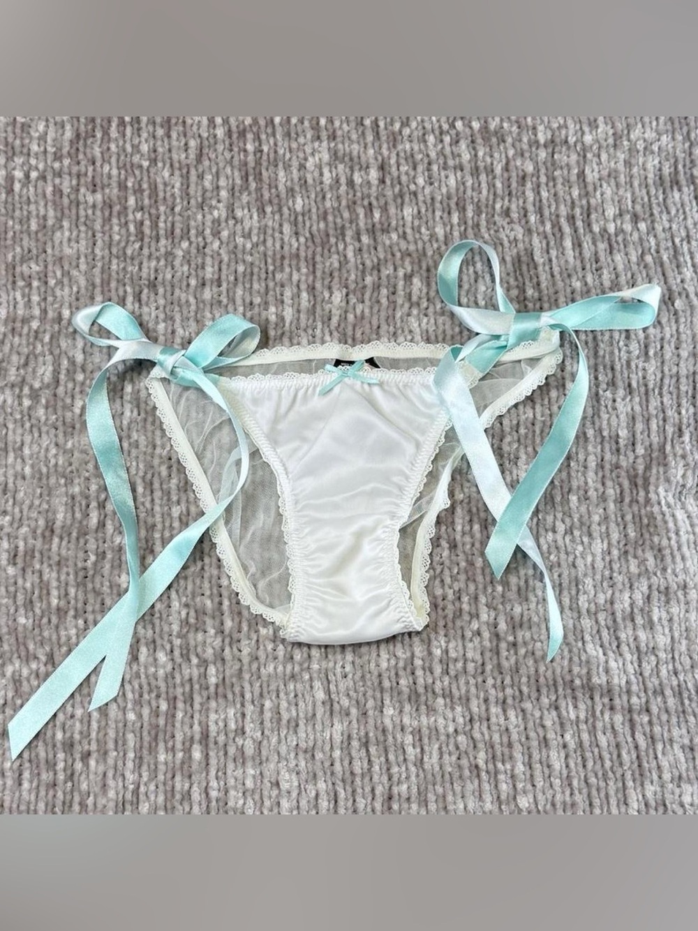 Victoria's Secret Just Married Bridal Bikini Panties M NWT Vintage Y2K Blue